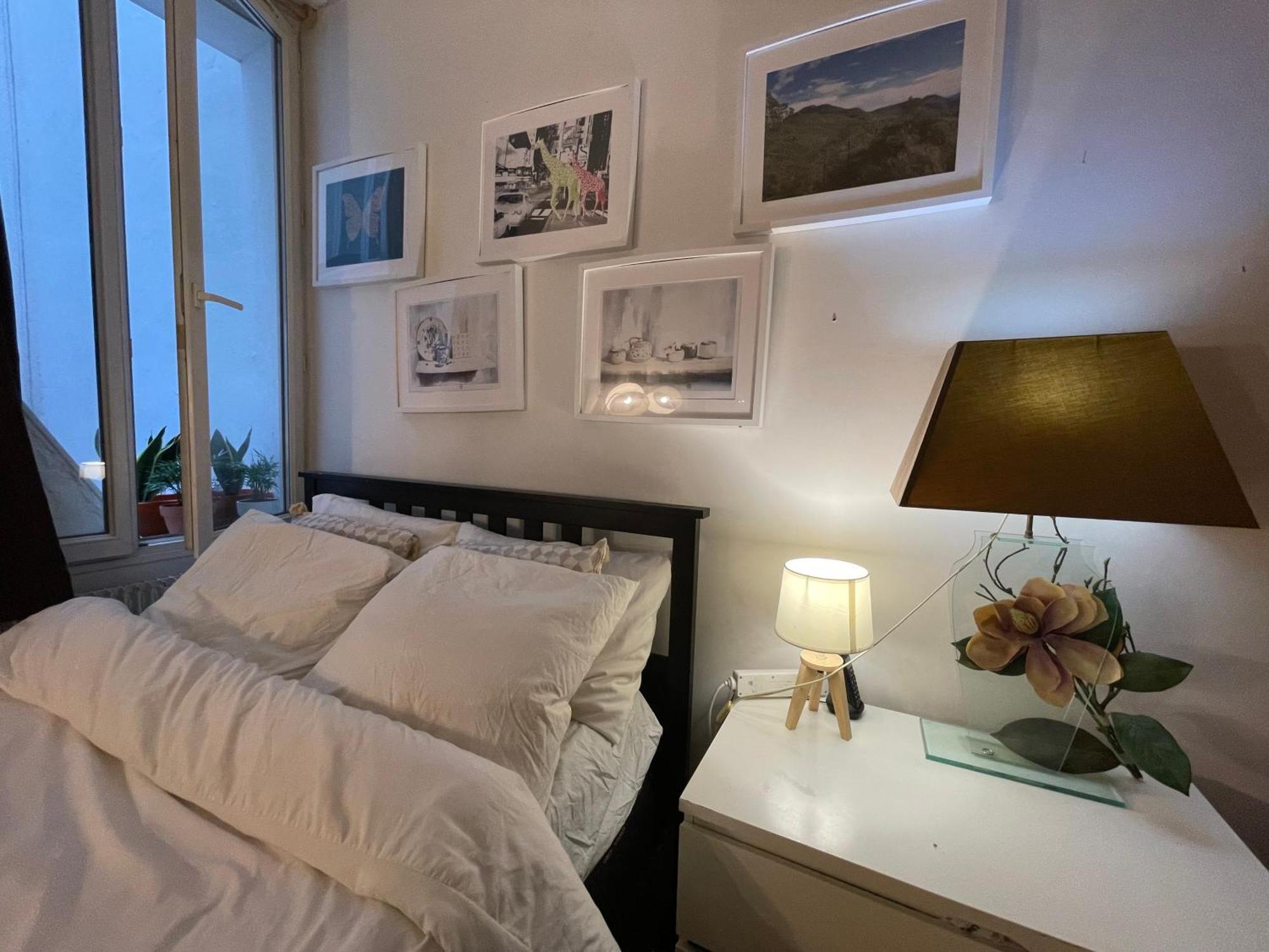 Gare Du Nord Apartment *